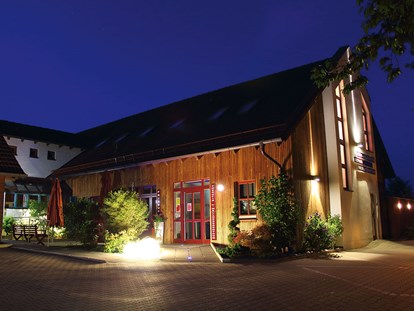 Reisemobilstellplatz - Sauna - Therapie- und Wellnesszentrum - Kur- und Feriencamping Holmernhof Dreiquellenbad