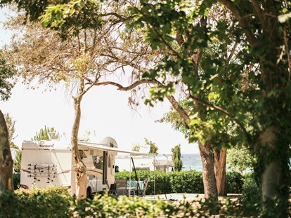 Reisemobilstellplatz - Badestrand - Falkensteiner Premium Camping Zadar