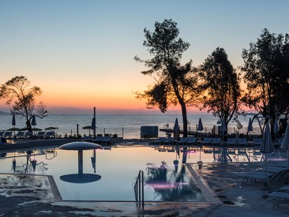 Reisemobilstellplatz - Swimmingpool - Falkensteiner Premium Camping Zadar