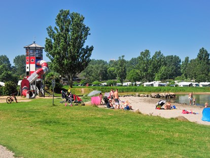 Reisemobilstellplatz - Wintercamping - Strand am Spielplatz - Wohnmobilpark Wulfener Hals