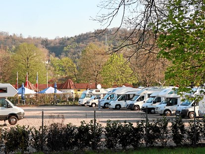 Reisemobilstellplatz - Frischwasserversorgung - Stellplatz im Grüttpark Lörrach - Wohnmobil-Stellplatz Lörrach-Basel