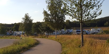 Reisemobilstellplatz - Sachsen - Platz vom Wander-/Radweg zur Bastei aus - Reisemobil- und Caravanpark Bastei