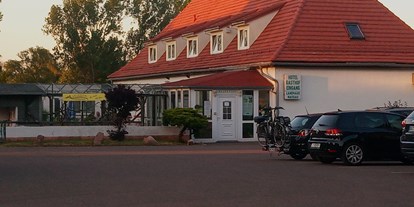 Reisemobilstellplatz - Sachsen - Hotel und Restaurant  - Am Hotel Landhaus Nassau