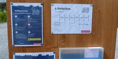 Reisemobilstellplatz - Skilift - Gäste-Informationstafel - Luchsingen beim Bahnhof