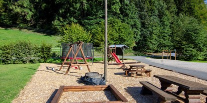 Reisemobilstellplatz - Reiten - Spielplatz - Naturcampingstellplätze auf dem Ferienhof Verse im Sauerland.