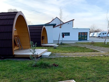 Reisemobilstellplatz - Wintercamping - Campinghütten für bis zu vier Personen  - Campingpark Erfurt