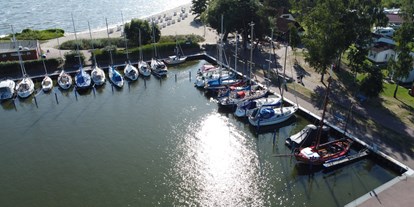 Reisemobilstellplatz - Wellness - Yachthafen und Strand  Mönkebude - Wohnmobilstellplätze am Yachthafen  Mönkebude