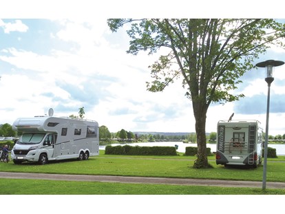 Reisemobilstellplatz - camping.info Buchung - Stellplätze mit hervorragenden Blick auf den See - Erholungsgebiet Doktorsee