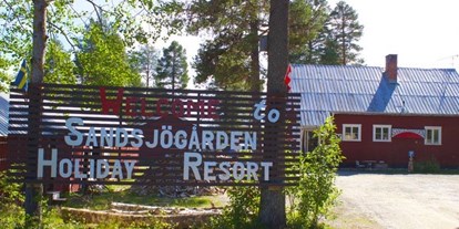 Reisemobilstellplatz - Schweden - Einfahrt Sandsjögården - Sandsjögården Camping & Lodge