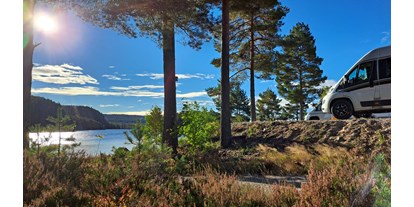 Reisemobilstellplatz - Norwegen - Schöne Aussicht vom Kiesplateau - Kilefjorden Camping
