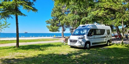 Reisemobilstellplatz - Therme - Winter campers stop in the green Mediteranean oasis - Camping Adria