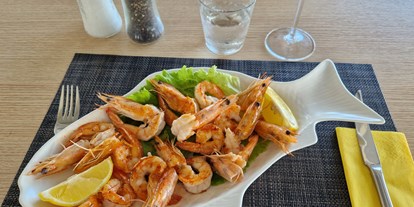 Reisemobilstellplatz - Albanien - Grilled prawns - Sunset Camping & Restaurant