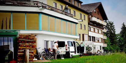 Reisemobilstellplatz - St. Gallen - Im Sommer - BikerCamping Flumserberg