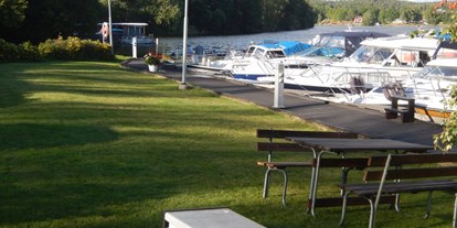 Reisemobilstellplatz - Südschweden - lawn - Kinda Boat Club