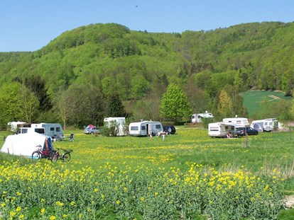 Reisemobilstellplatz - Niedersachsen - Aussicht von der Alm - Campingpark Schellental